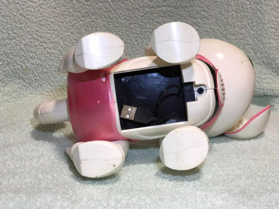 Інтерактивна робот-собака