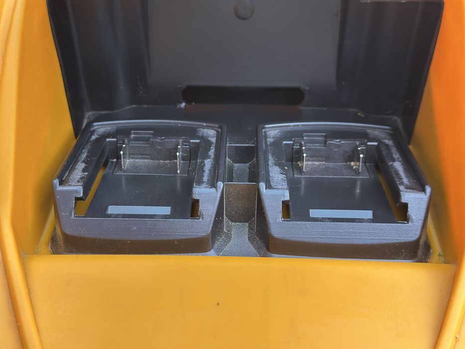 Kosiarka Akumulatorowa Riwall 40V | 2 Baterie + 2 Ładowarki!