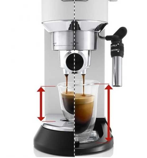 Maquina de café Expresso Delonghi Dedica - Com manipulo