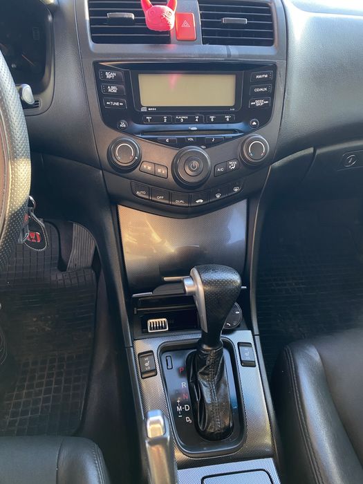 Продам автомобиль honda akkord 7