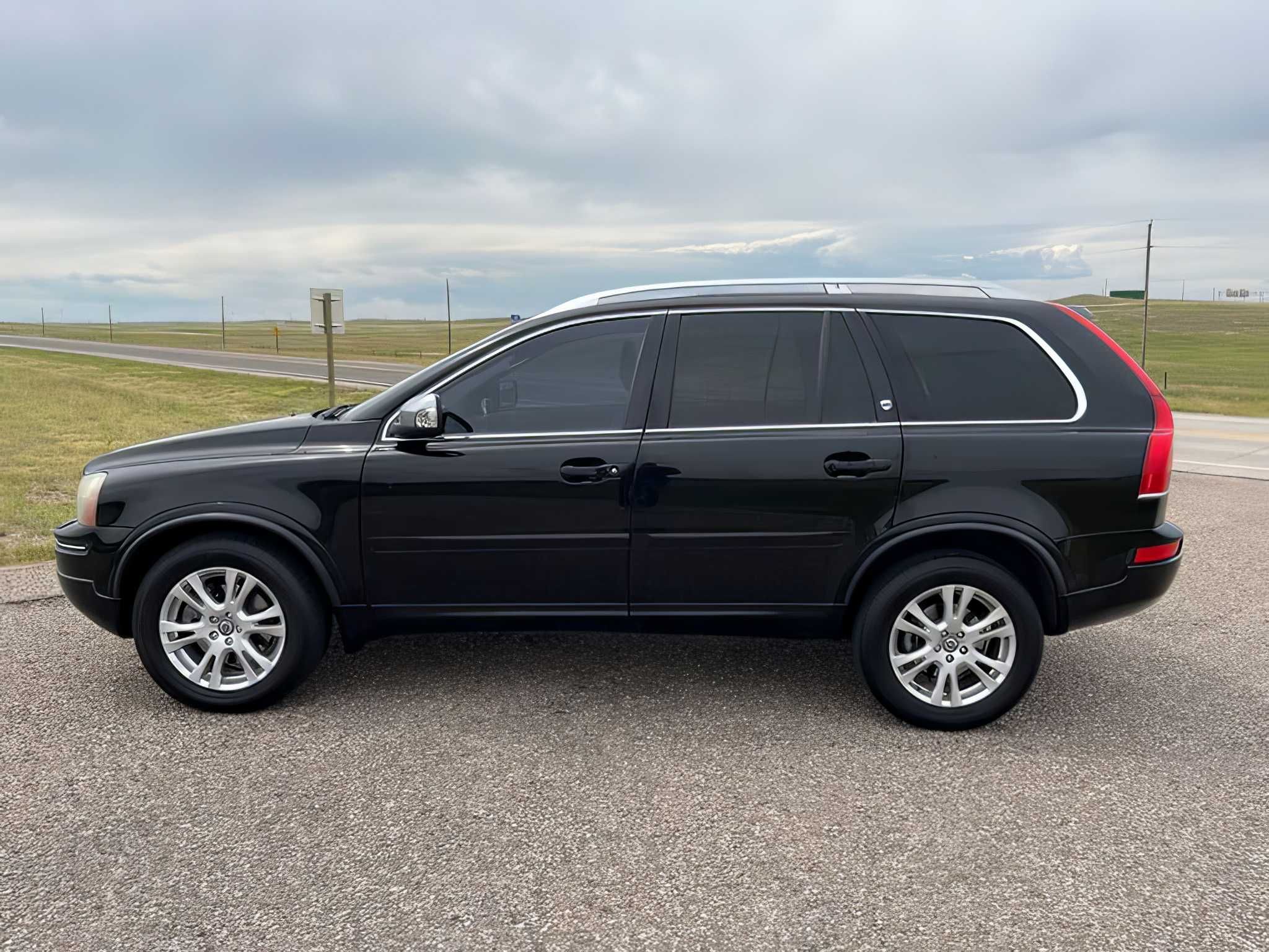 2014 Volvo    XC90