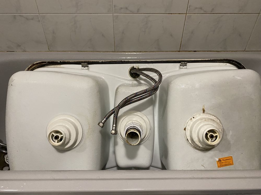 Lava louça com torneira usado