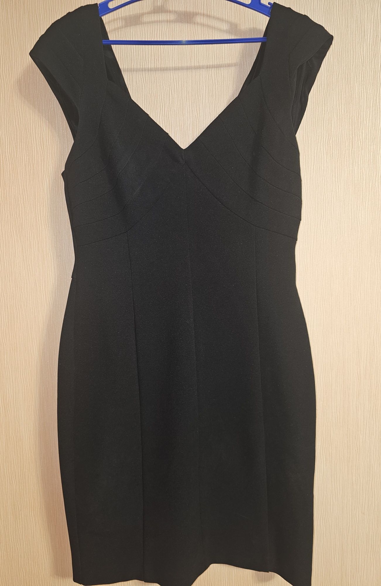Черное платье Zara