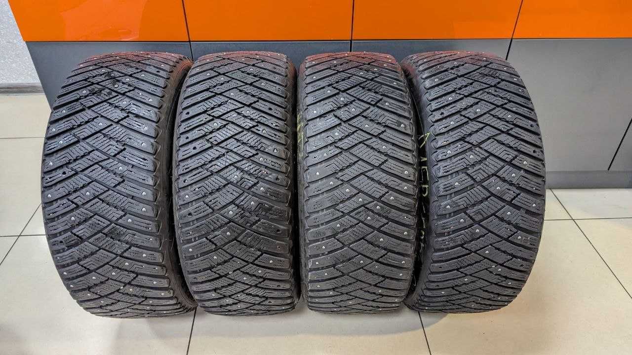 Шиповані шини 225/50 R17 98T Goodyear UltraGrip Ice Arctic