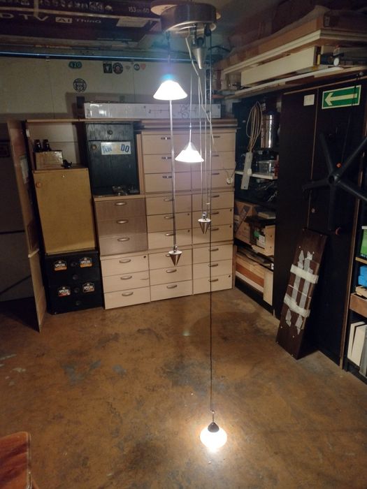 Lampa sufitowa regulowana wysokosc