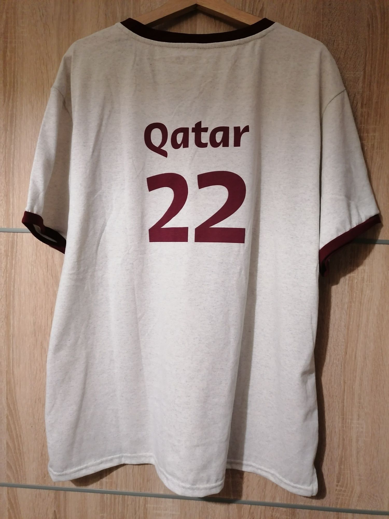 T-shirt em algodão tam L dos jogos Fifa World Cup 2022,  Qatar Airways