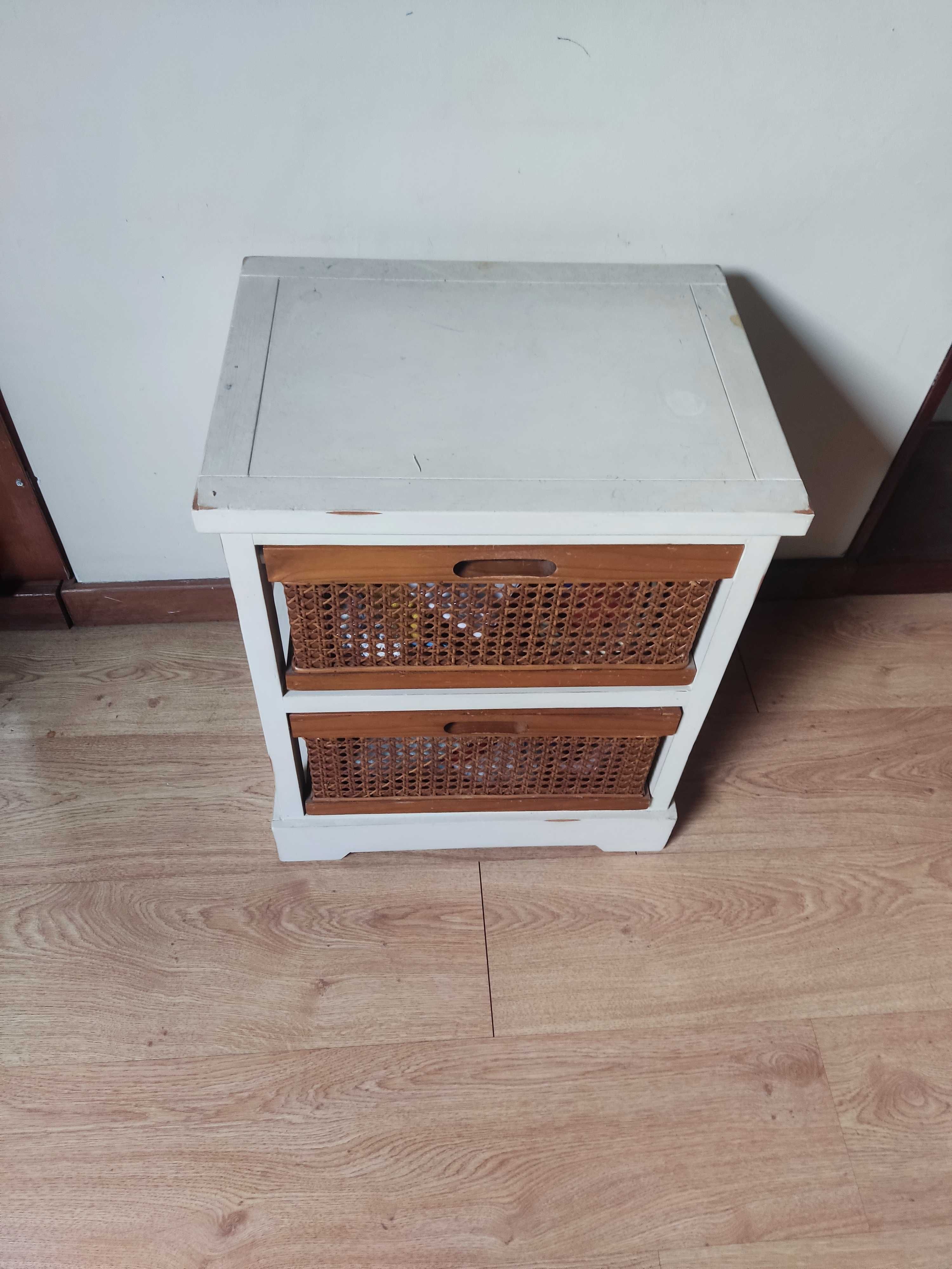 Mesa de cabeceira