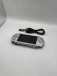 szara konsola PSP 3000 slim + adapter + kabel stan bardzo dobry