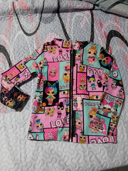 Casaco cor de rosa da lol