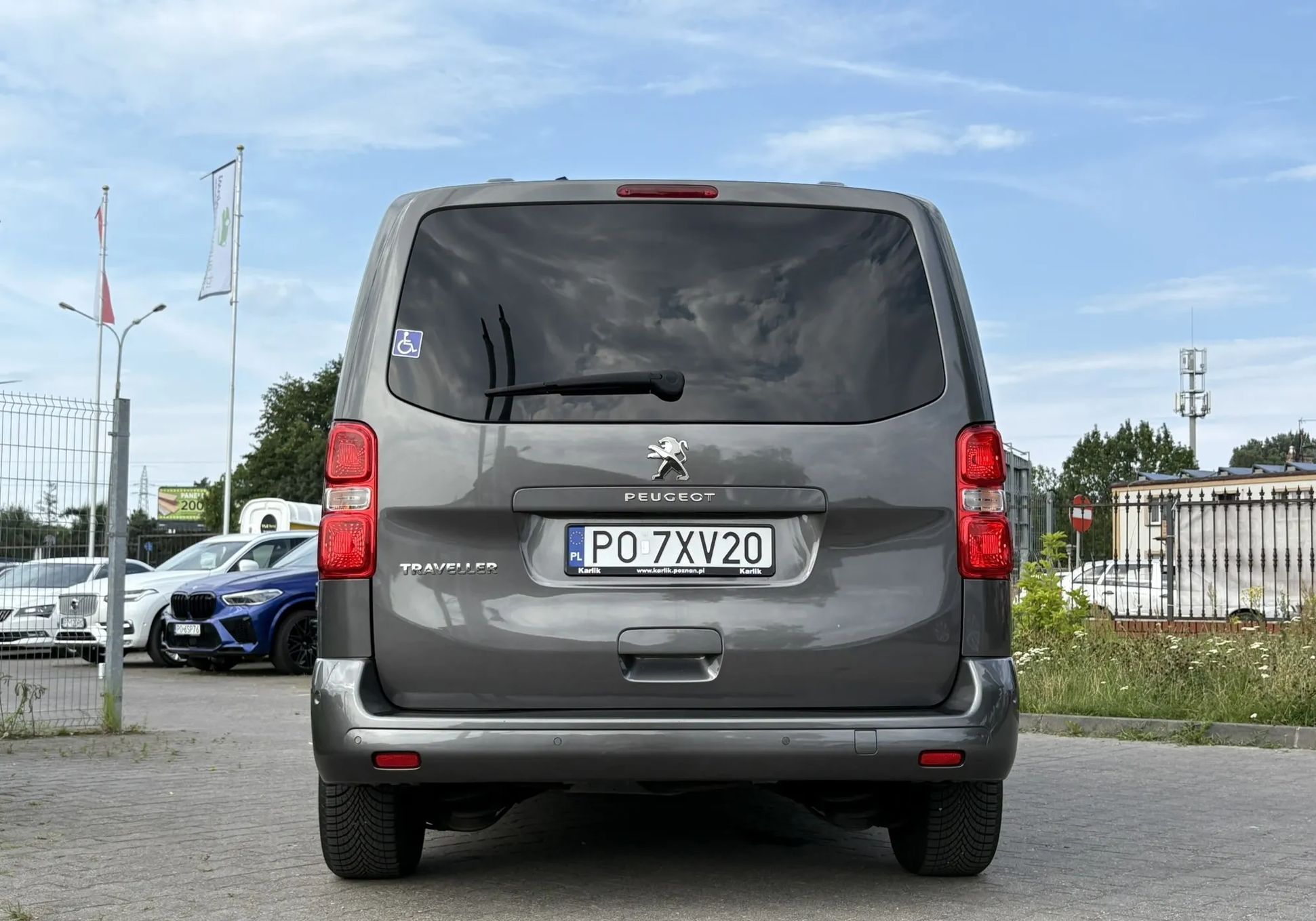 Peugeot Traveller SalonPL/ 8osób/ PDC/ Automat+F1/ Nawigacja/ Tempomat