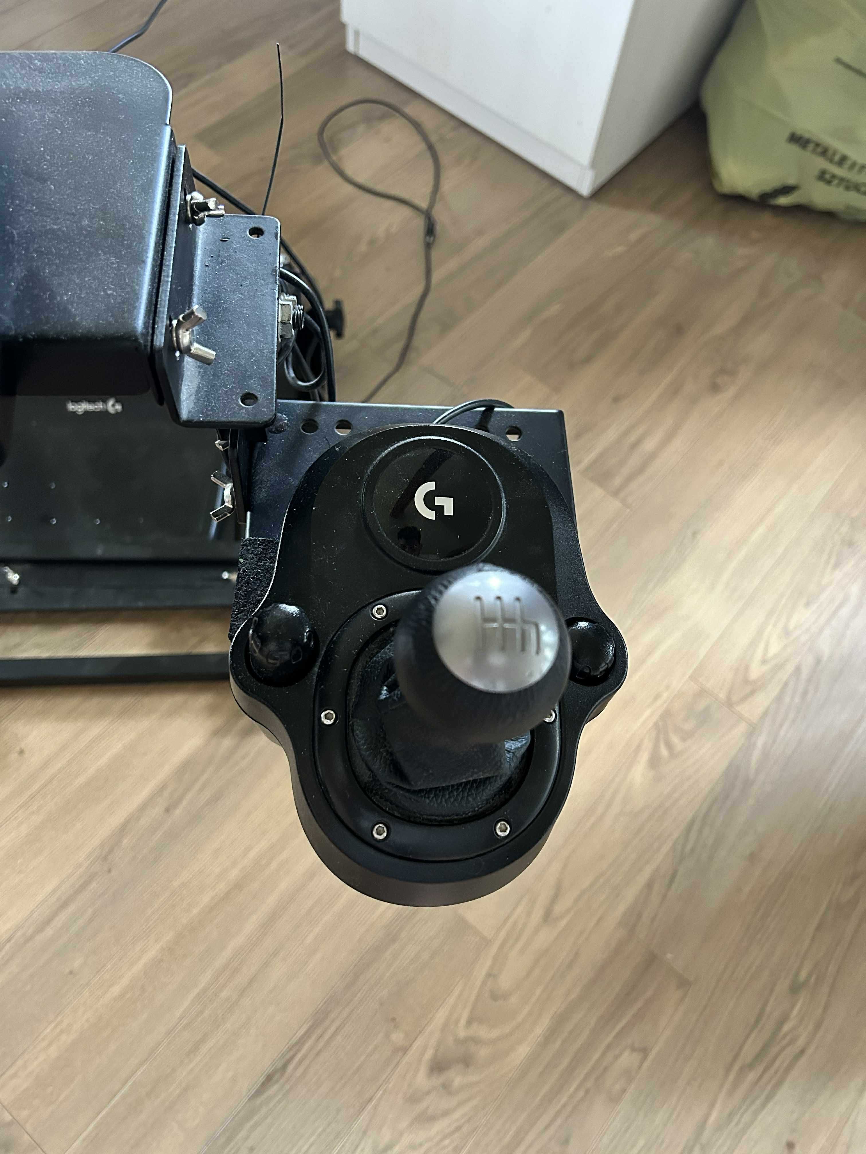 Kierownica Logitech g29 + shifter + stojak