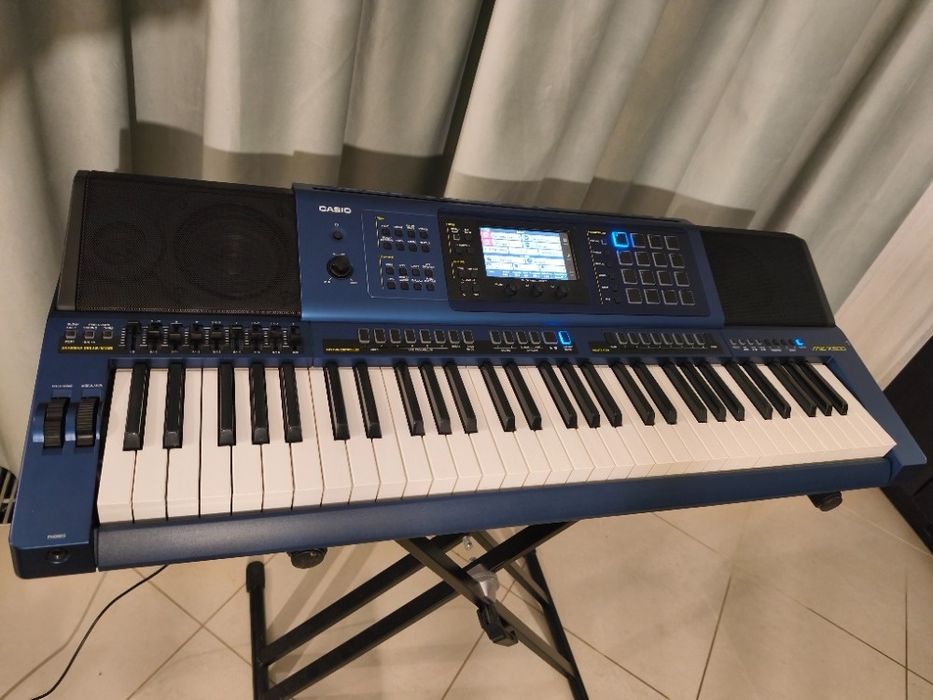 Синтезатор CASIO MZ-X 500 у дуже гарному стани