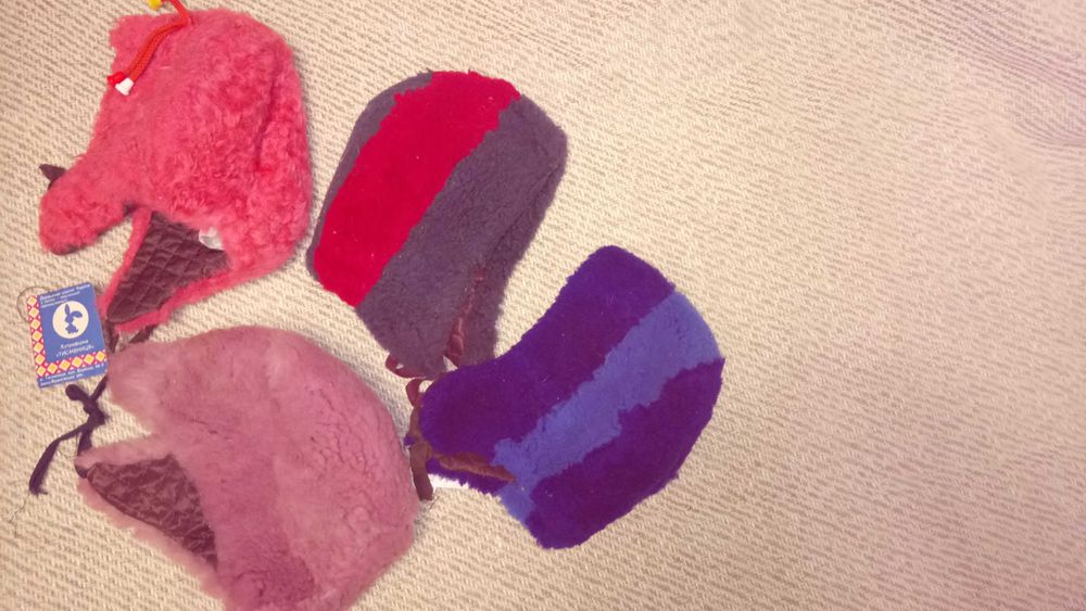 Шапки детские унисекс или подростковые для девочек Тысменица