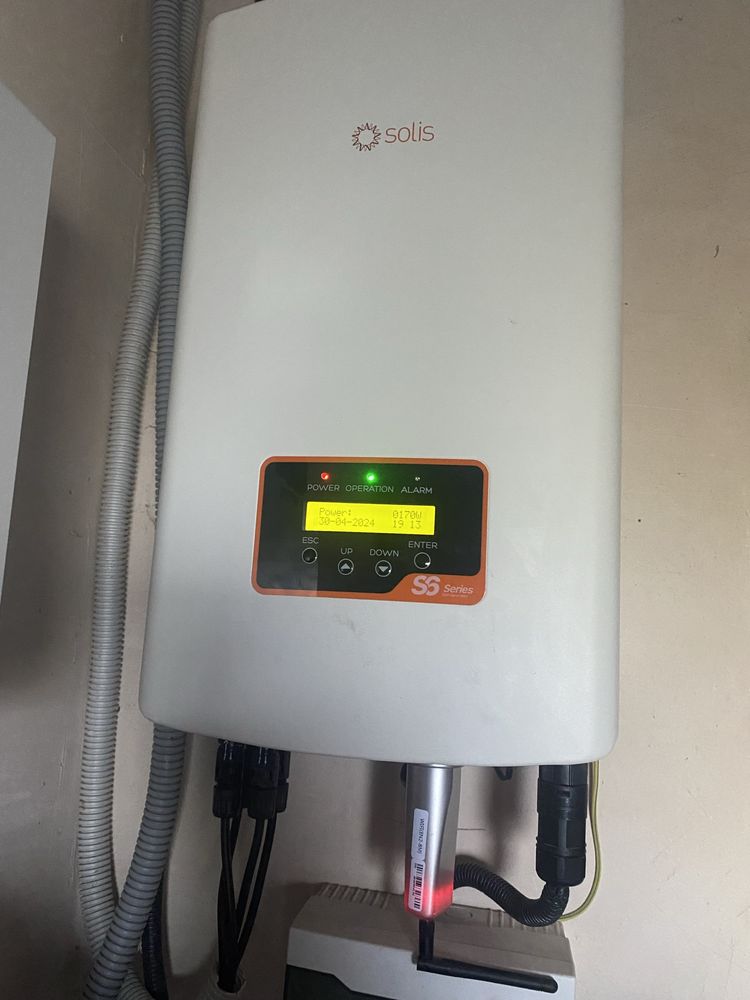 Solis inverter s6-gr1p5k