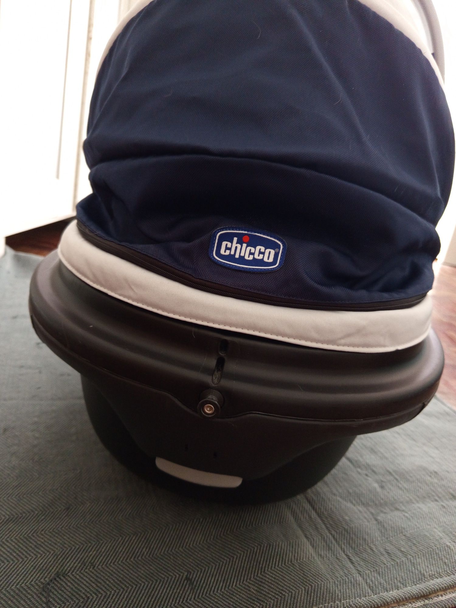 Alcofra Chicco, completa, com muito pouco uso