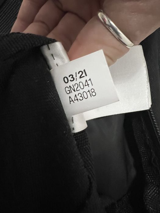 Adidas сумка спортивна , оригінал 45*20*20