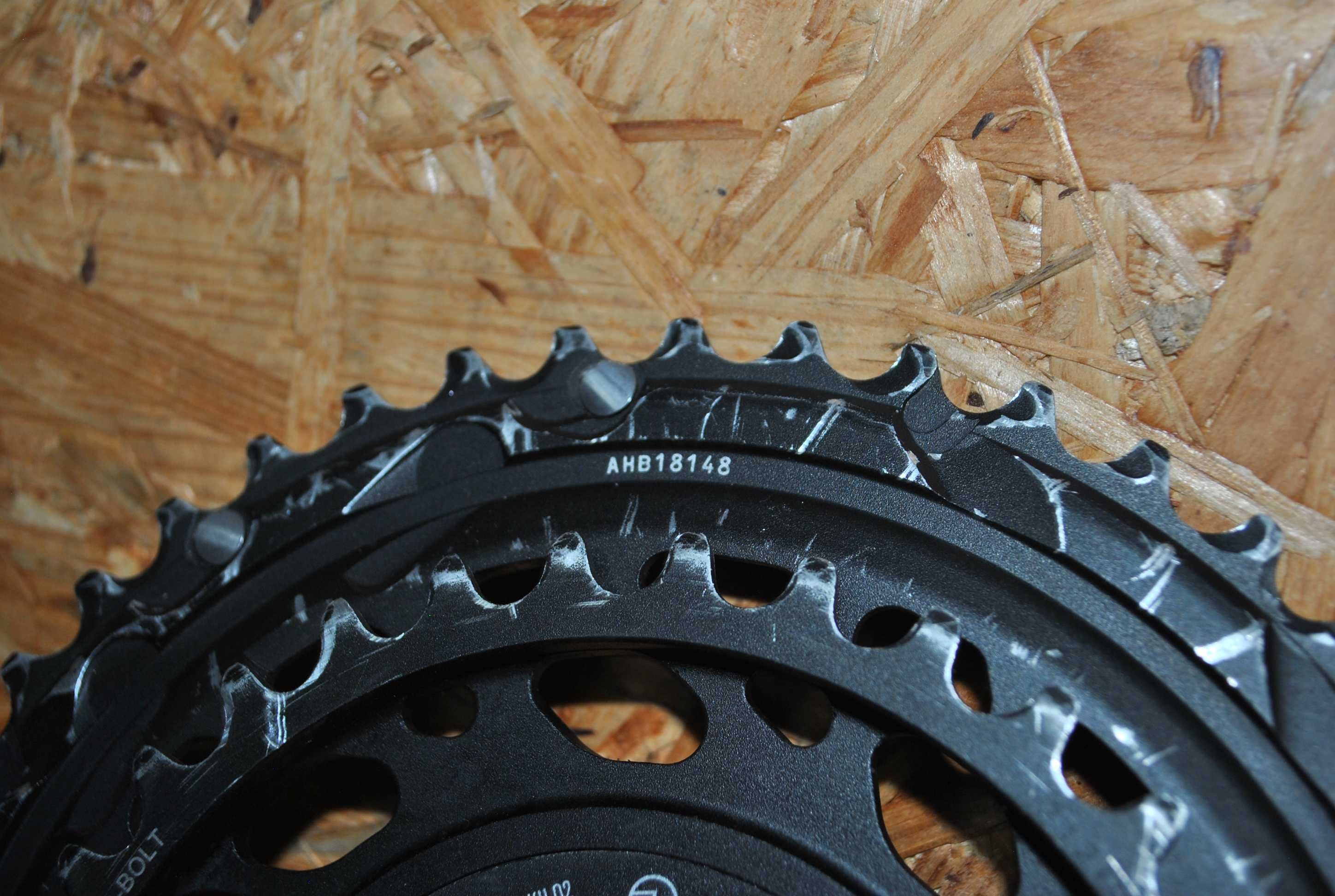 Idealna zębatka z pomiarem mocy Sram Red Axs Quarg 46/33T Gravel