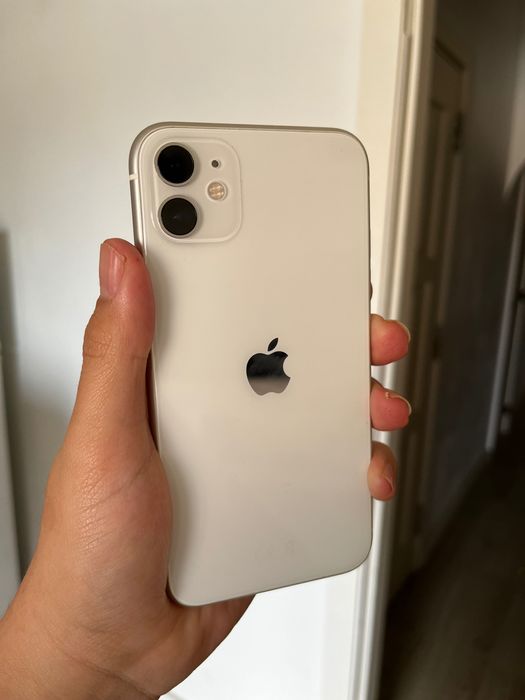 iPhone 11 está como novo