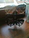 Stojak na okulary 3D
