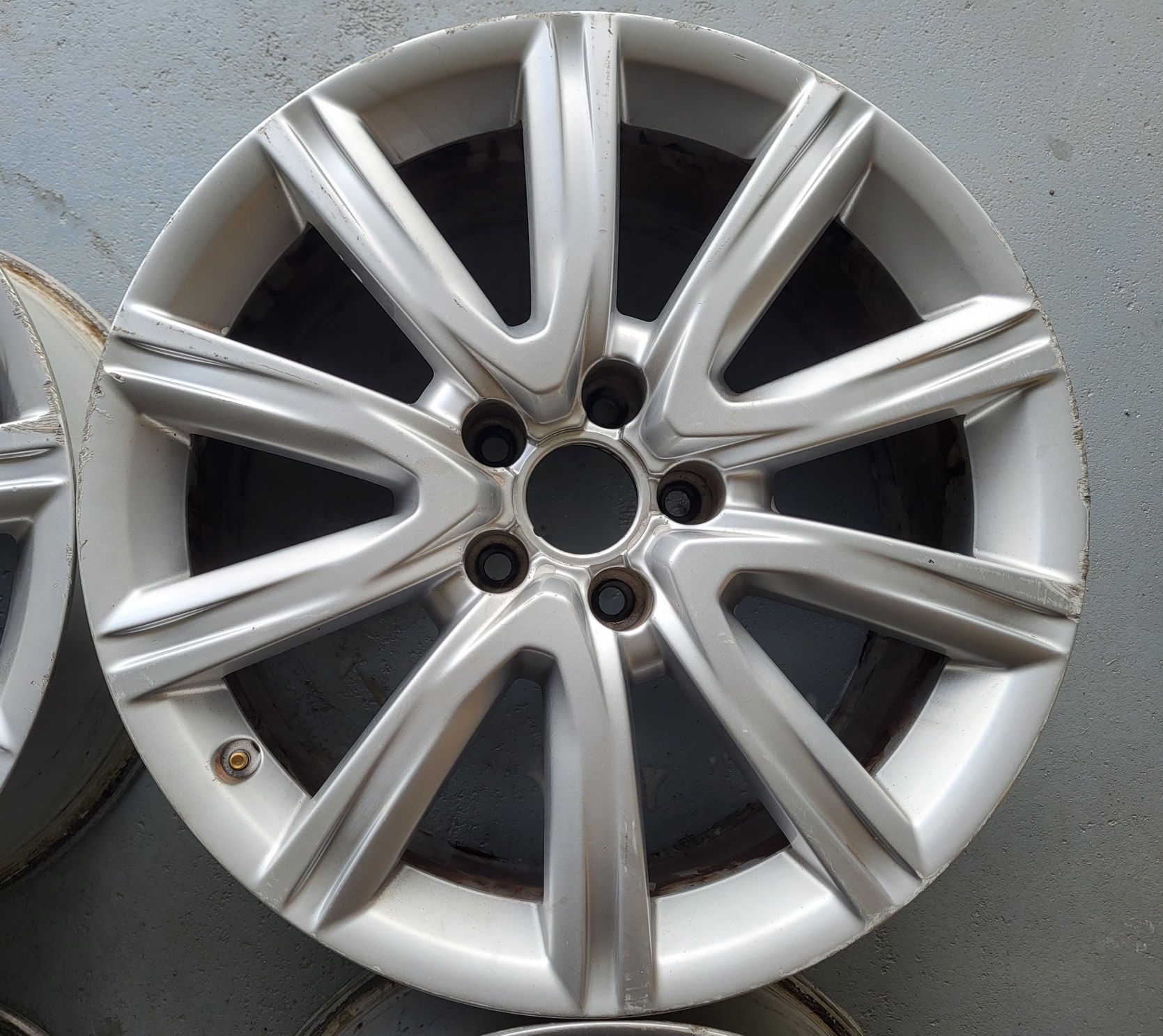 Komplet felg AUDI A6 C7 OE 8Jx18 5x112 ET39 4G0 18''