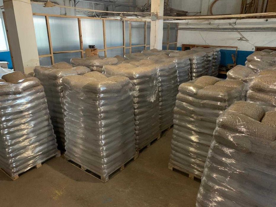 Паливні пелети 12500 грн Фасований