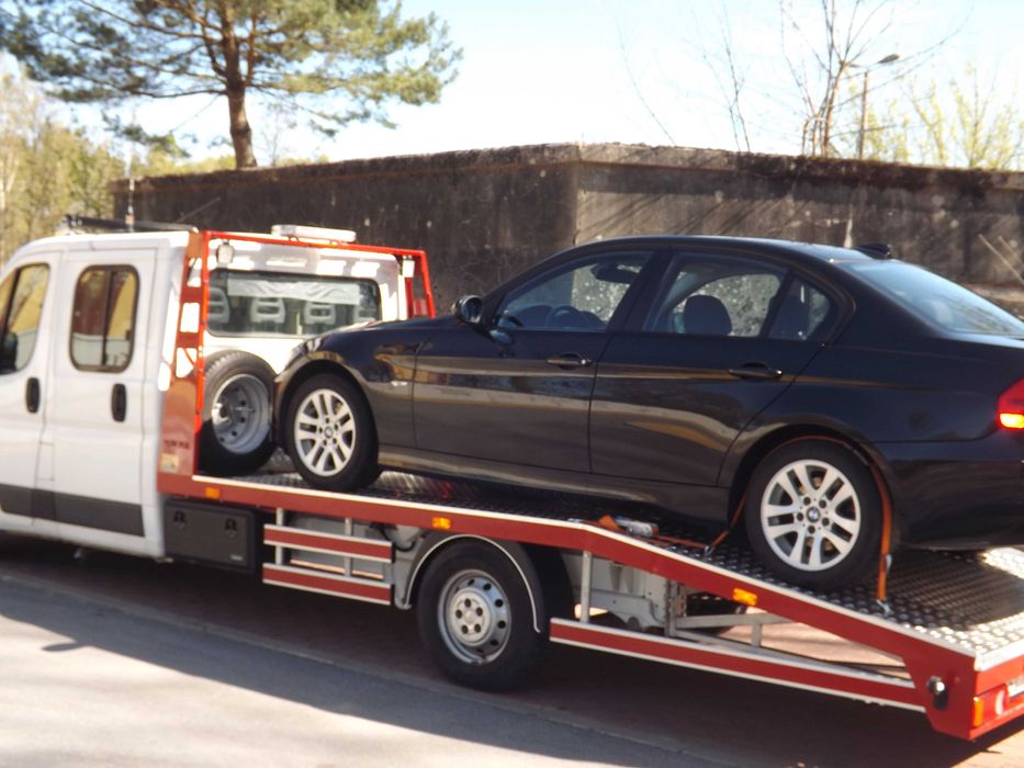 Autolaweta Polska Zagranica Laweta Pomoc Drogowa Holowanie 24H