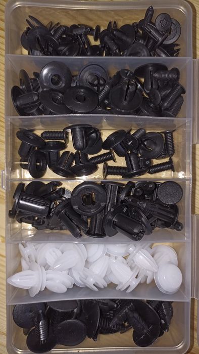 Затискачі в авто 100 шт. Клипси.