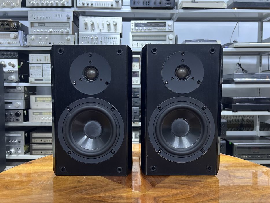 Kolumny podstawkowe Yamaha NX-E100, Audio Room