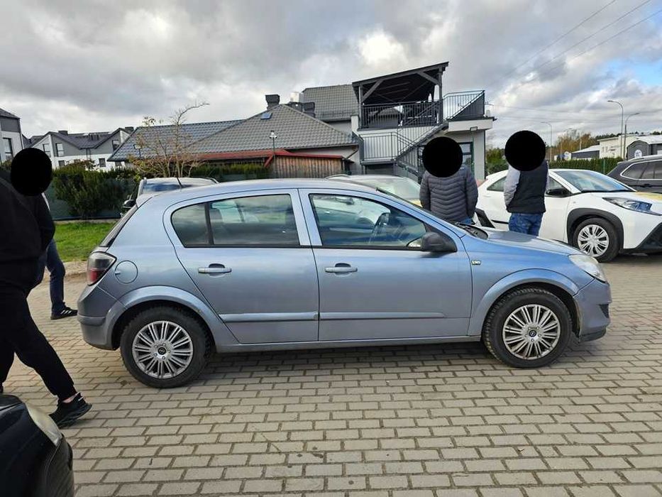 Opel Astra 2007r/1.7diesel/101KM/opłaty aktualne/hak/