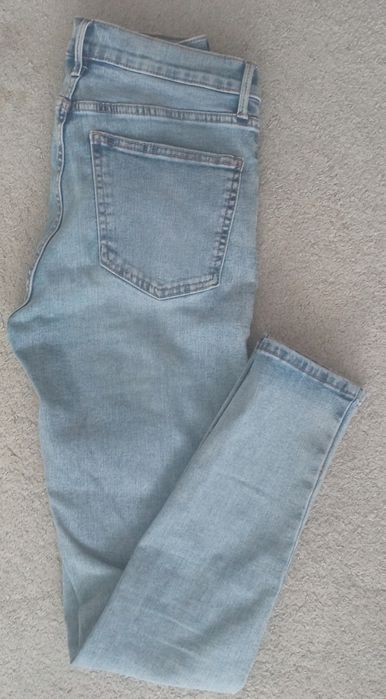 Spodnie jeans mango