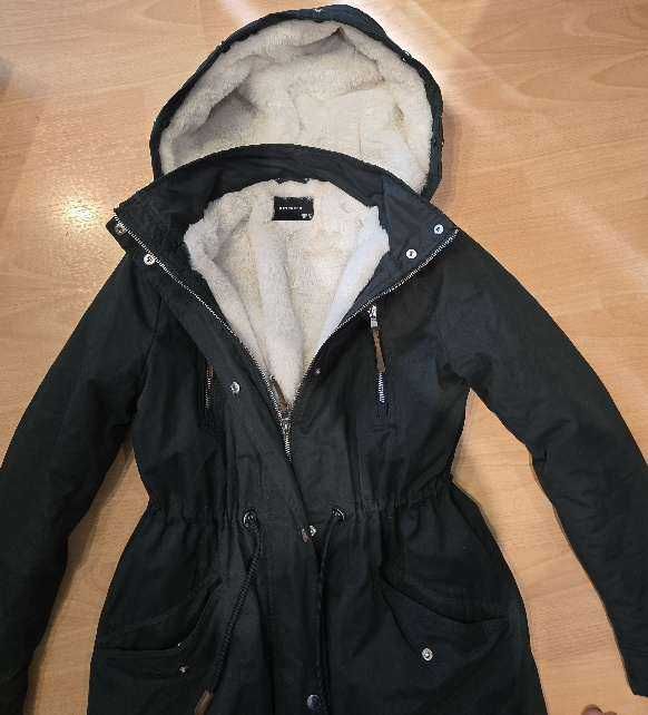 dziewczęca kurtka ocieplana Reserved rozm. XS  stan bdb