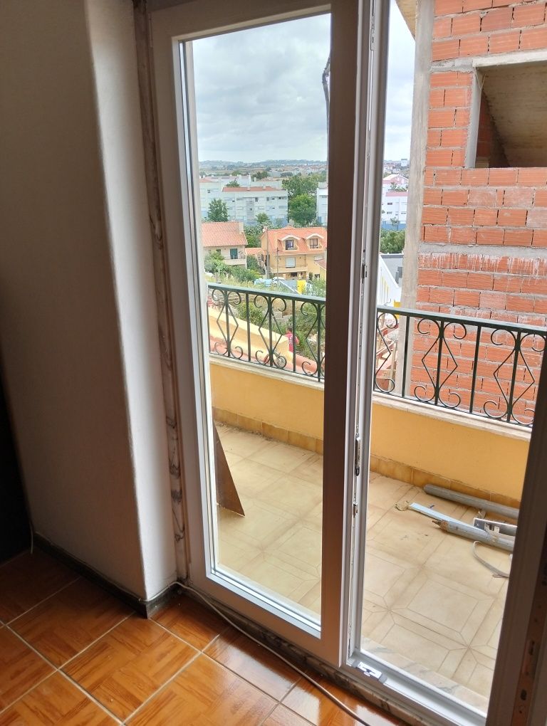 Caxilharia/remodelações/construções