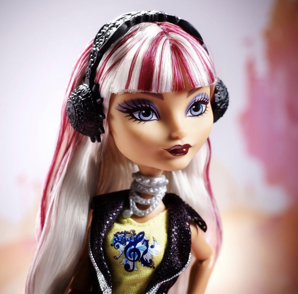 Ever After High кукла Мелоди Пайпер Melody Piper