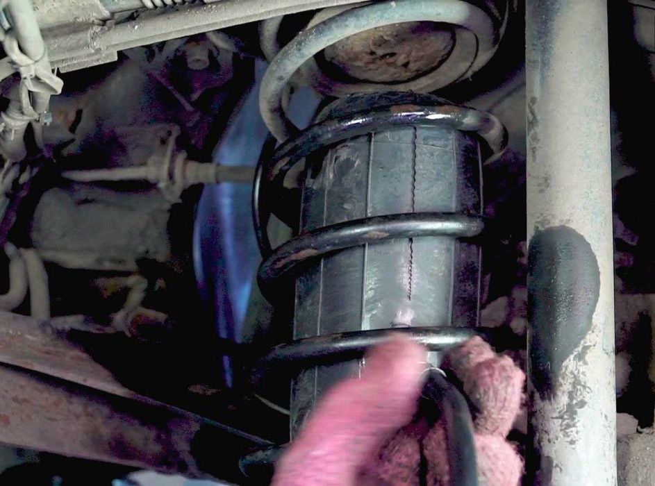 Пневмобалони в пружини Hyundai Sonata Elantra Accent Santa Fe Galloper