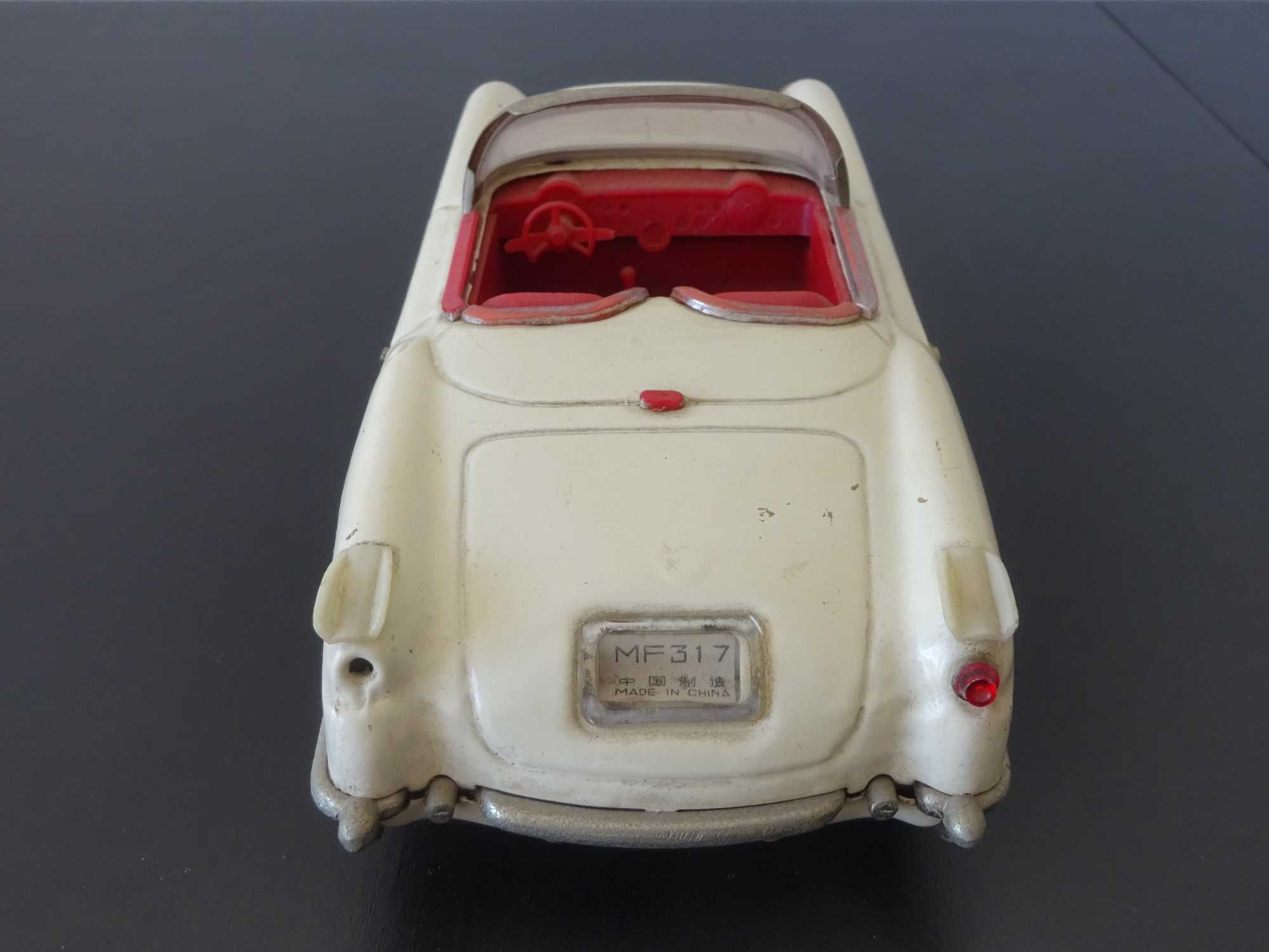 1:18 New Toy MF-317 Chevrolet Corvette em Folha