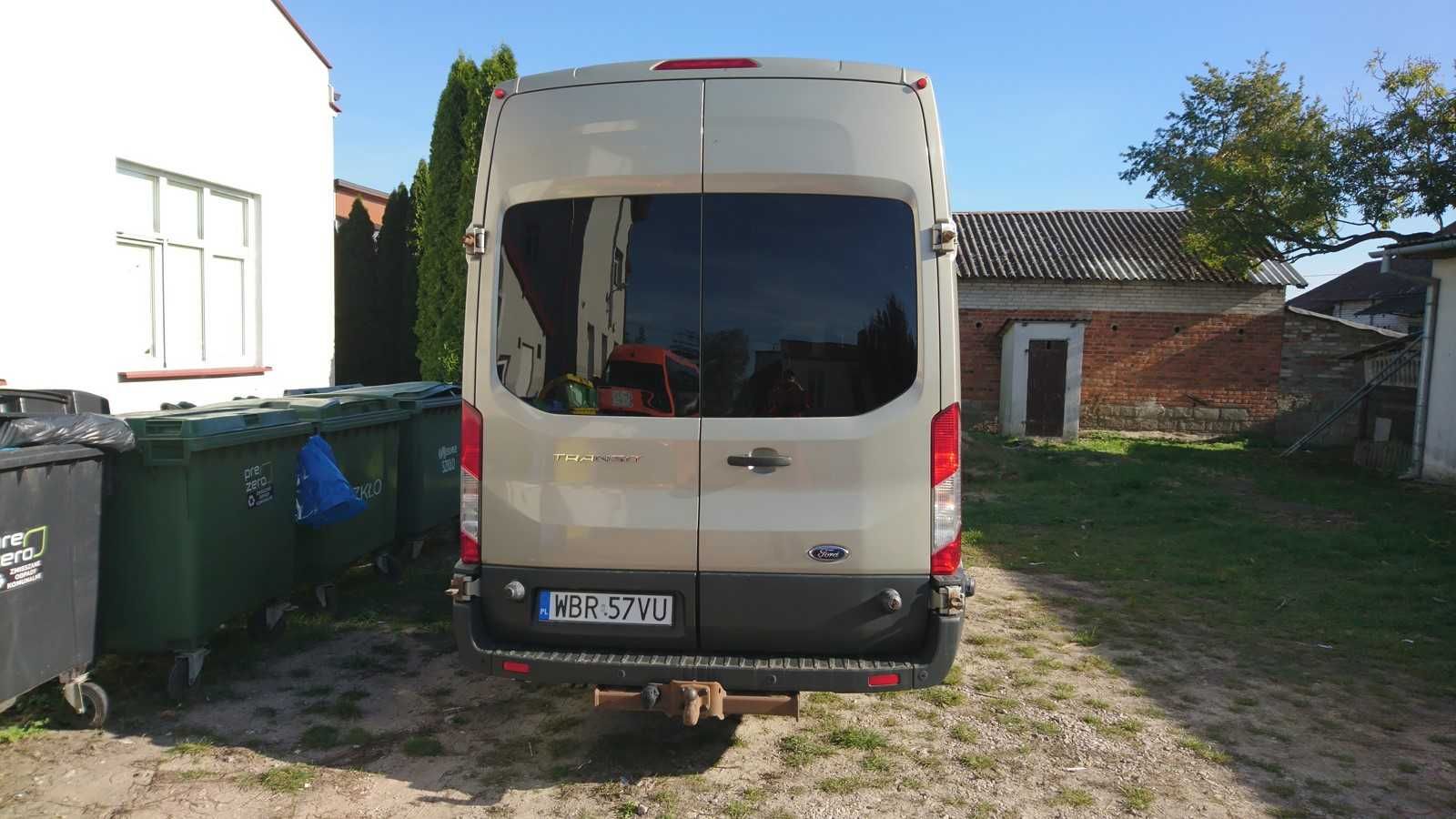 Ford Transit  wersja L4 Trend 18 osobowy z 2018 r.