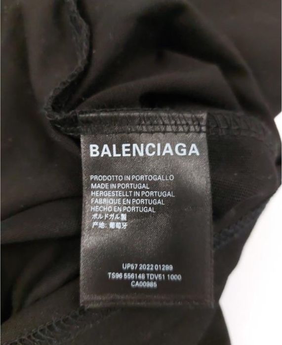 Футболка баленсіага