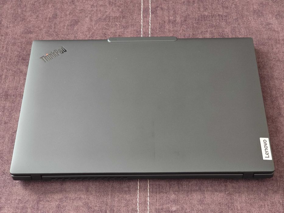 Lenovo ThinkPad T14 Gen5 (14" IPS 2.2K/ Intel 155U/ 32 DDR5/ 512 NVMe)