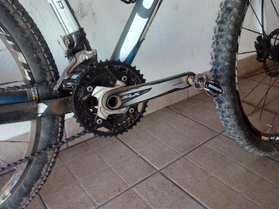 Bicicleta BTT Cube LTD Pro