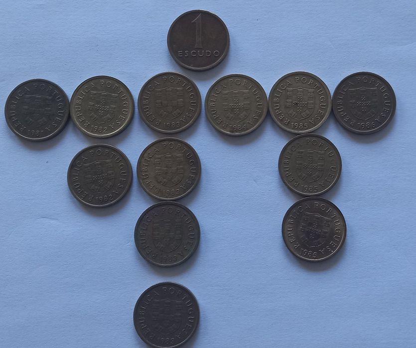Moedas escudos (várias)