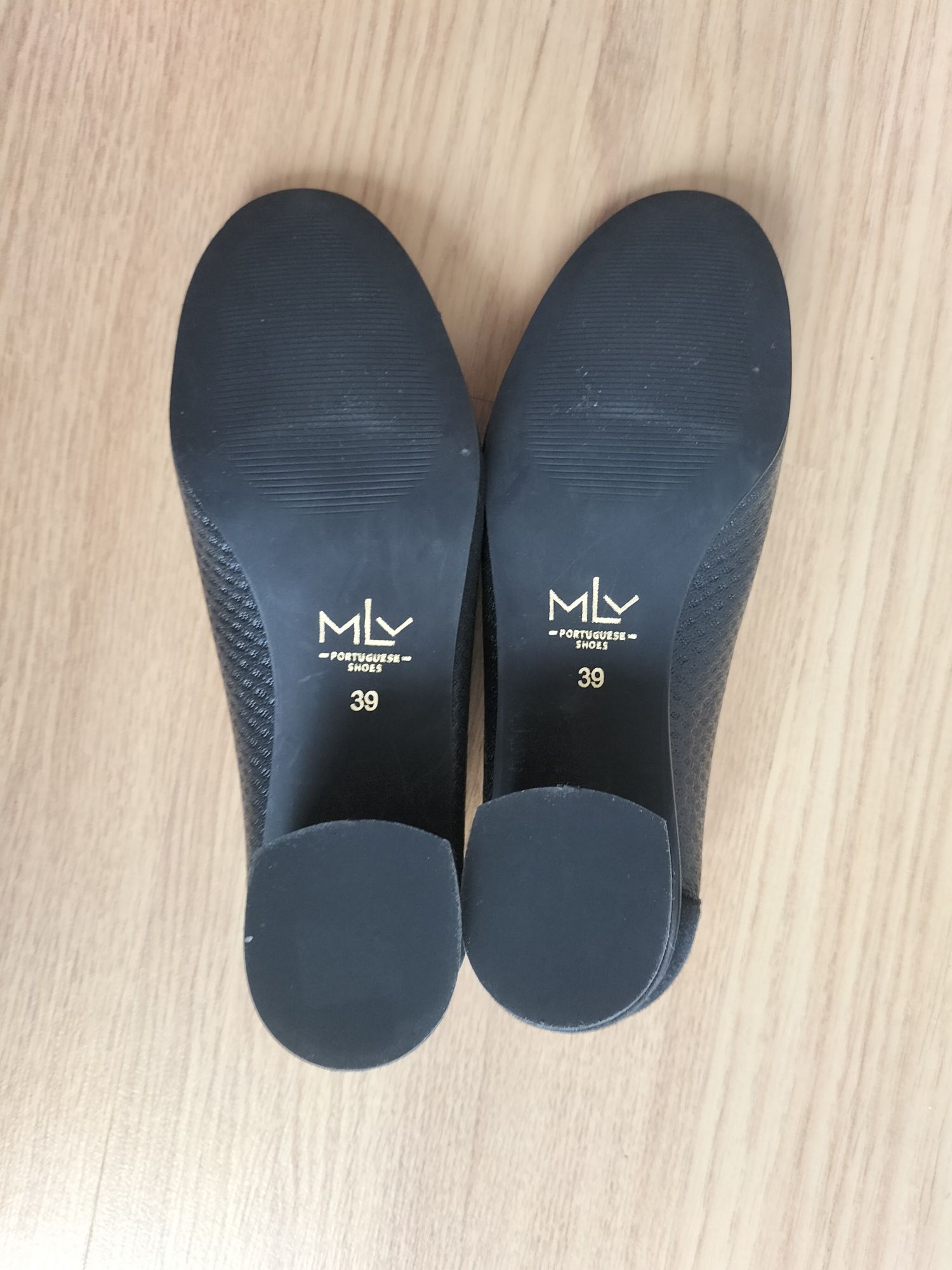 Sapatos preto MLV
