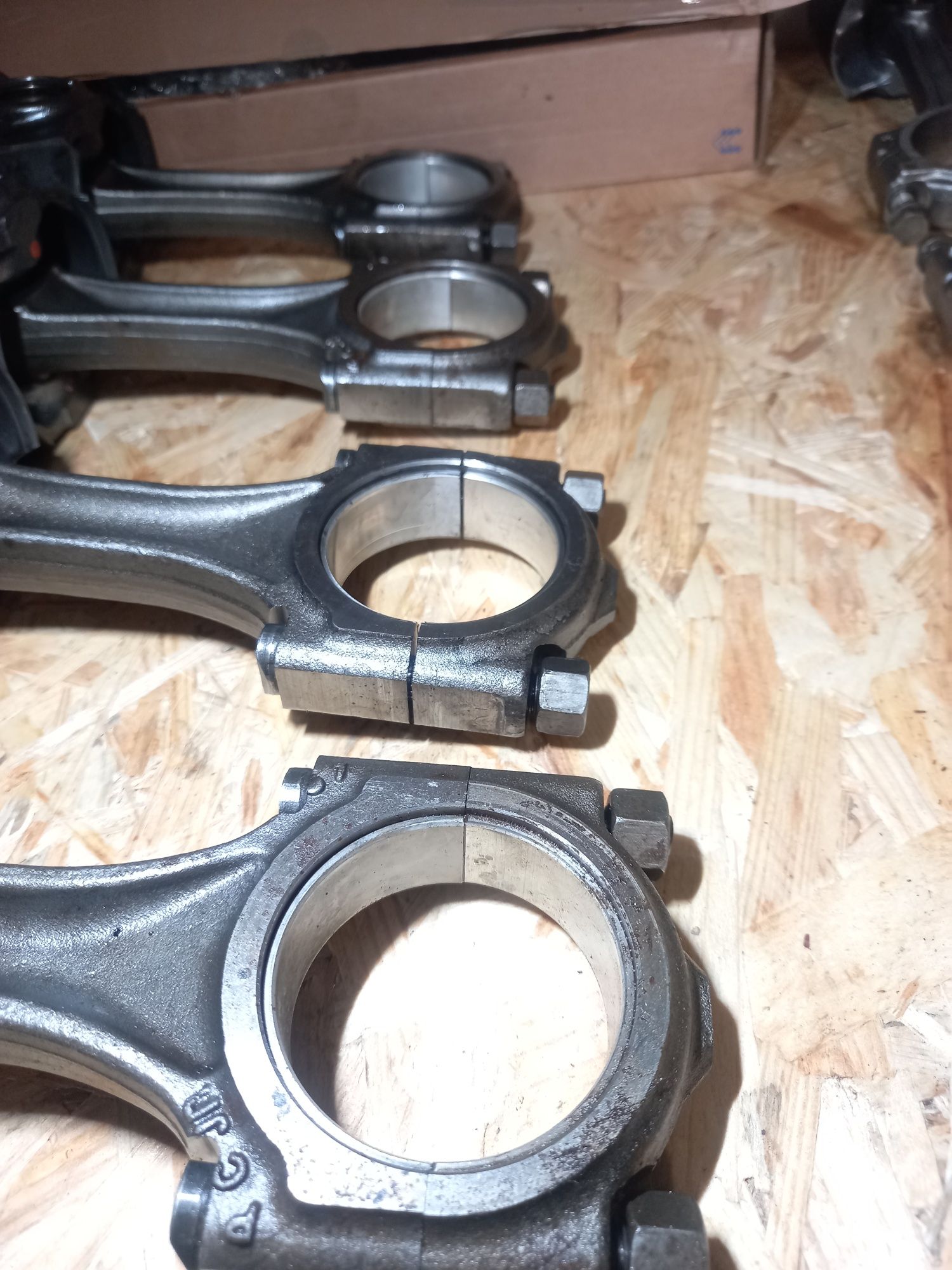 Tłok Korbowód Korba ford T7 T8 2.0tdci Mondeo smax kuga cmax