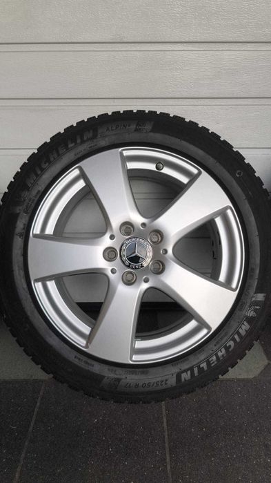 Koła Mercedes C- Klasa W205 17" 5x112 opony zima 225/50/17 (OL1802)