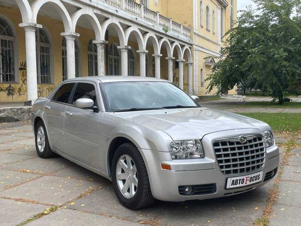 Продам Chrysler 300 C можно в РАССРОЧКУ