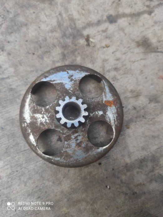 Kosz sprzęgła Romet Komar stary typ koszyczek sprzęgło 12.121