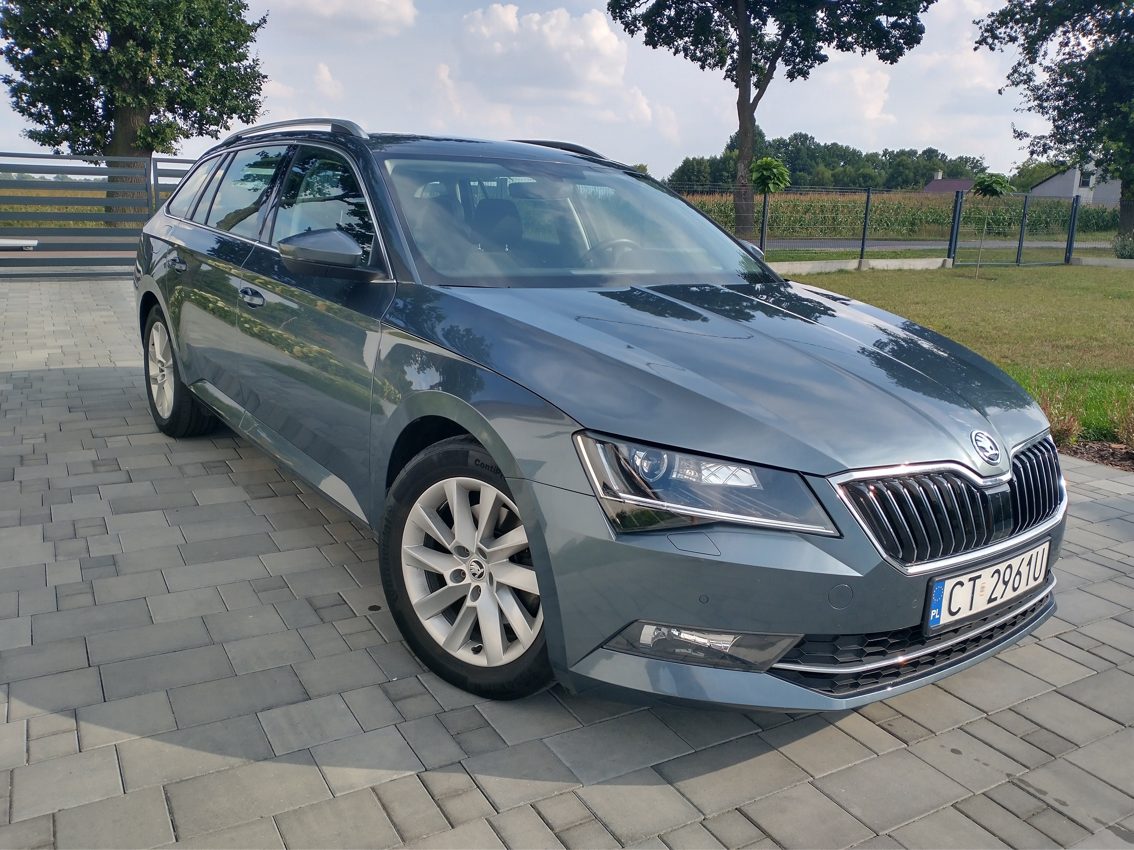 Skoda Superb Kombi 2.0 TDI DSG