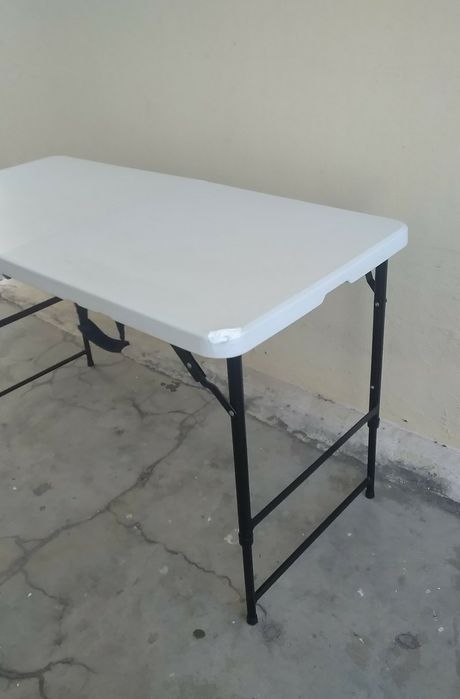 Mesa campismo dobrável