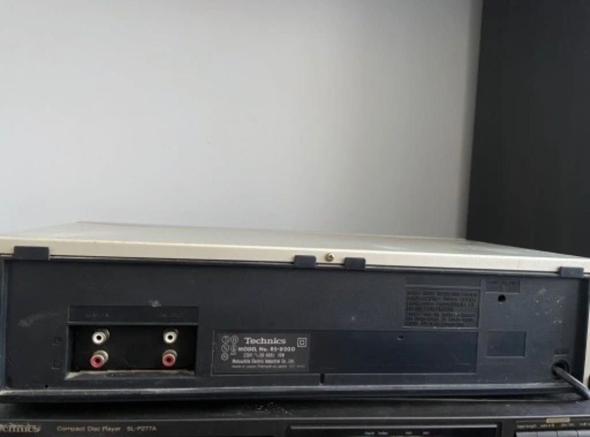 Technics  RS-D200 Deck