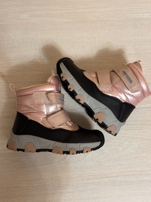 Зимові дитячі черевики 26 розмір зимние сапожки детские