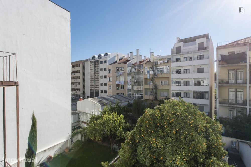 Quarto - localizado em Saldanha Lisbon